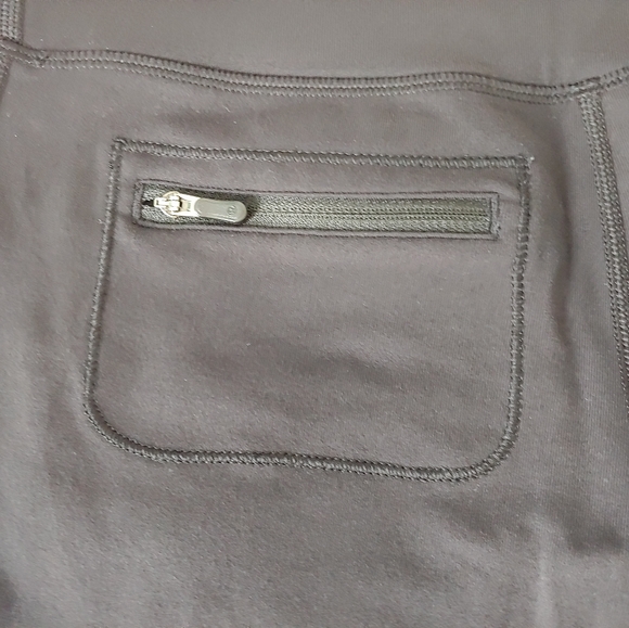 Lululemon cropped wide leg yoga pants - Picture 9 of 9